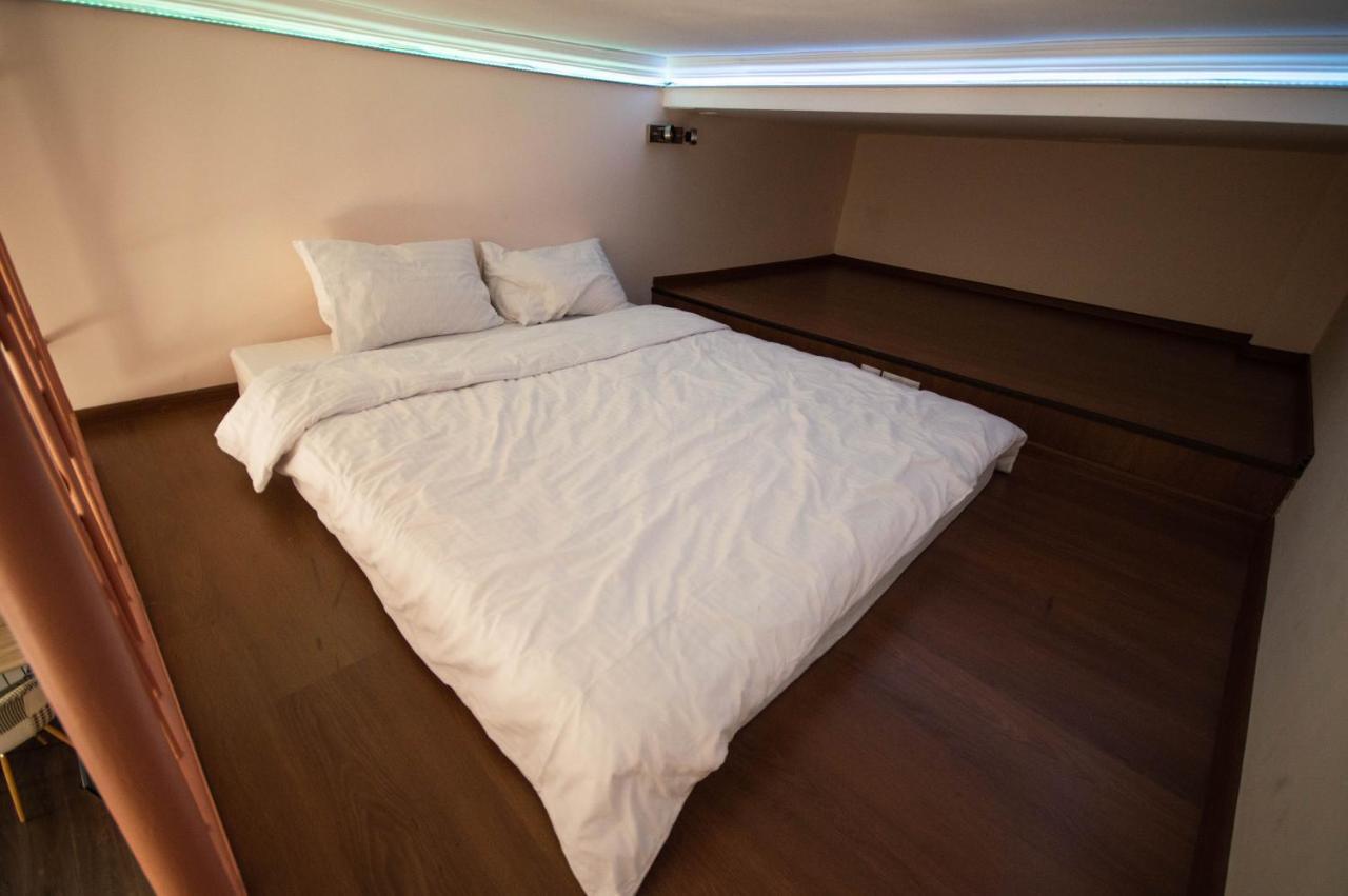 Kyiv Rouge Apartment Экстерьер фото